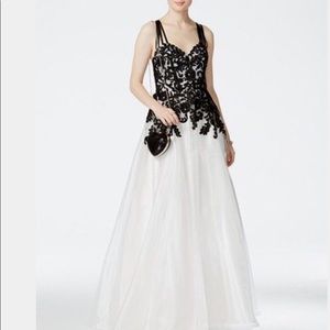 Size5/6 beaded prom dress new without tag